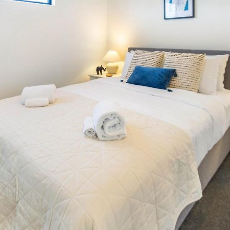 Cozy 3 Bedroom Near Hagley Park W/Garage Christchurch Bagian luar foto