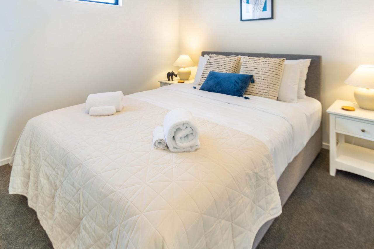 Cozy 3 Bedroom Near Hagley Park W/Garage Christchurch Bagian luar foto